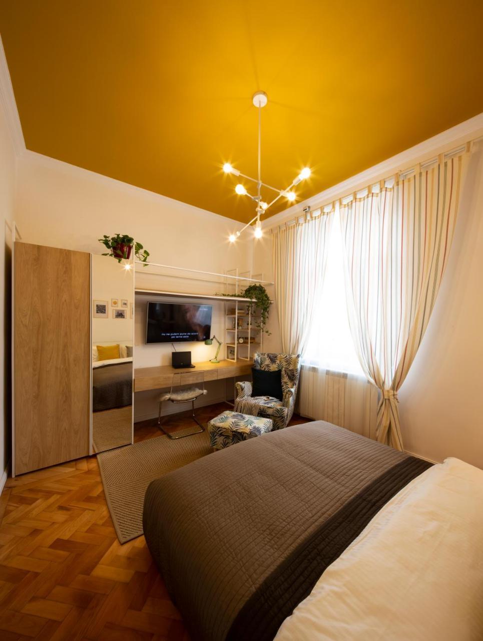Yellow Apartment Cluj-Napoca Extérieur photo